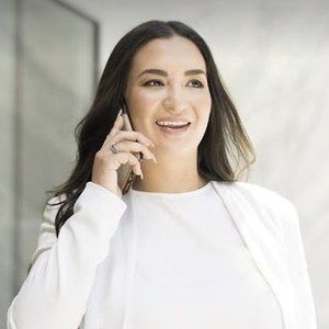 Meet your Posher, Rebecca